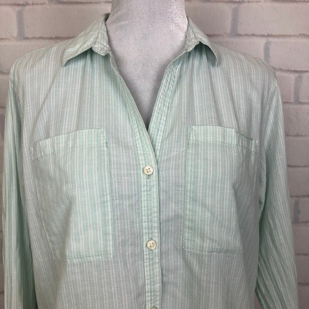 Patagonia Womens Lightweight A/C Buttondown Shirt Size S Green White Stripe - Picture 4 of 9